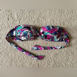 Apt 9 multi color bikini top only, size 12
